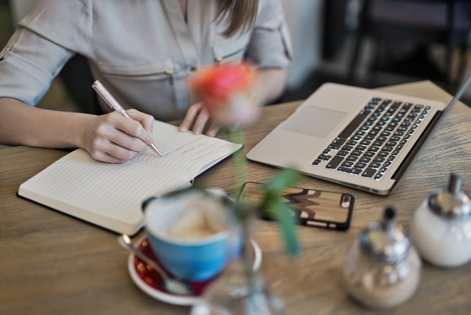 How to Create a Content Marketing Strategy That Converts